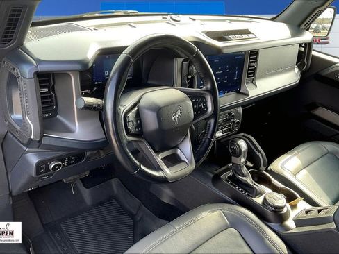 Used 2023 Ford Bronco Outer Banks AWD/4WD image 17