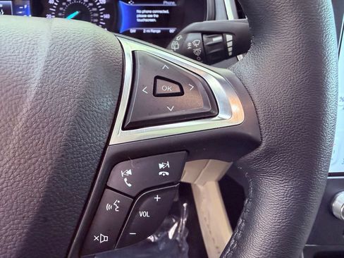 Used 2022 Ford Edge Titanium w/ Equipment Group 301A AWD/4WD image 23
