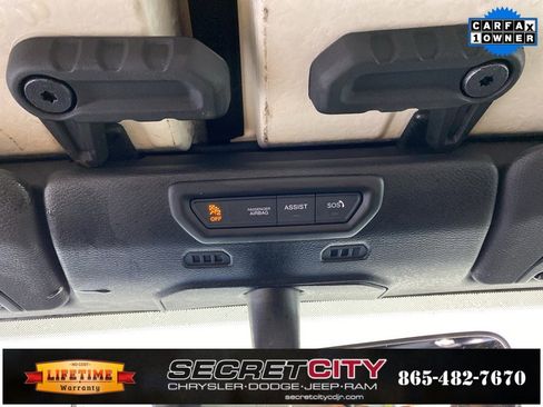 Used 2023 Jeep Gladiator Mojave w/ Trailer Tow Package image 21