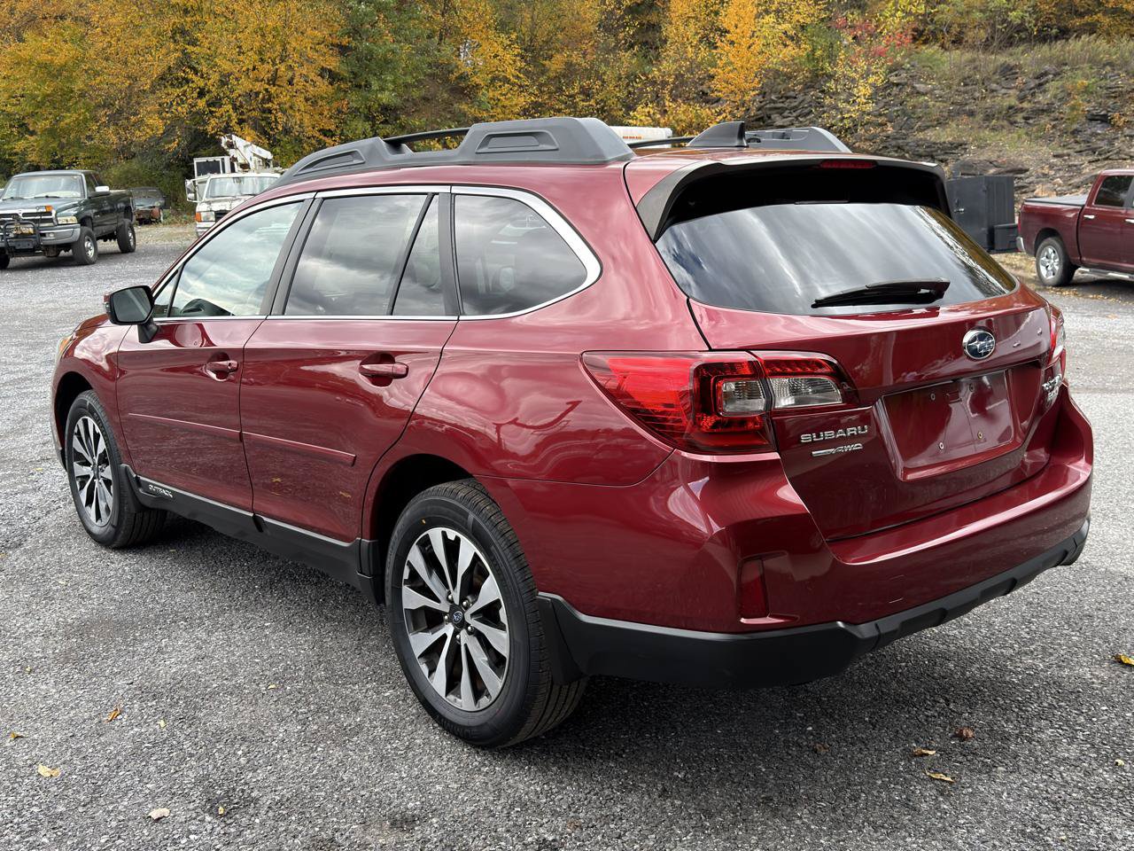 Used 2016 Subaru Outback 2.5i Limited AWD/4WD image 5