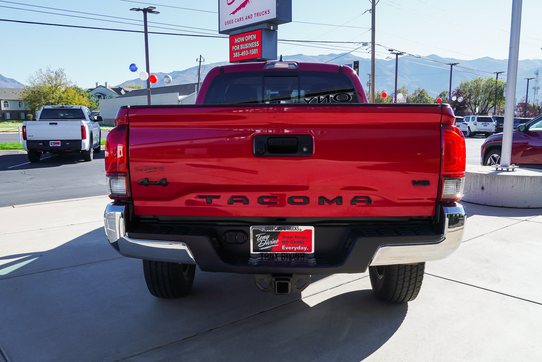 Used 2019 Toyota Tacoma SR5 AWD/4WD image 7