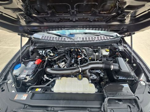 Used 2024 Ford Expedition Max XLT image 34