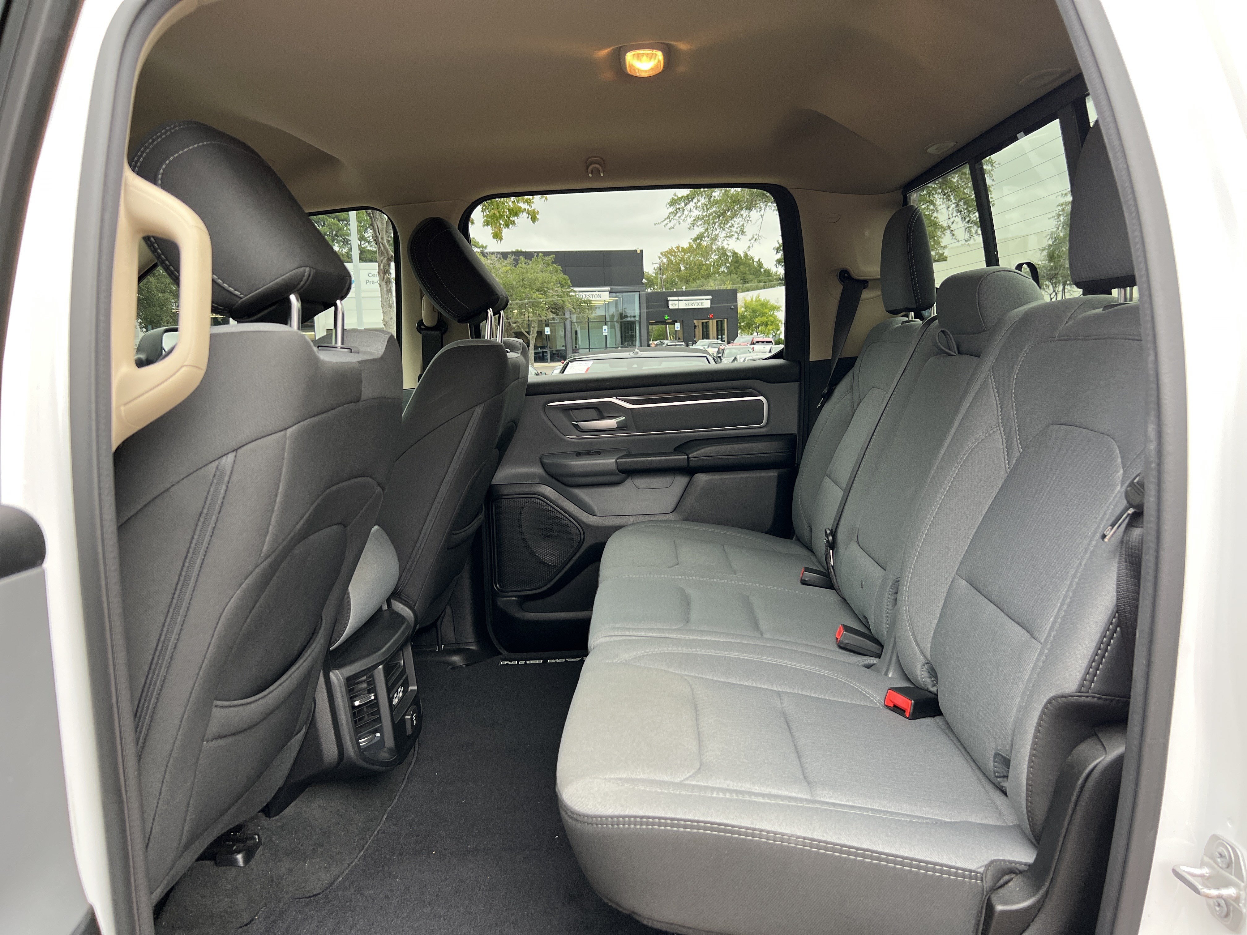 Used 2020 RAM 1500 Big Horn AWD/4WD image 29