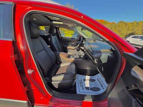 Used 2024 MAZDA CX-30 AWD 2.5 S w/ Premium Package image 14