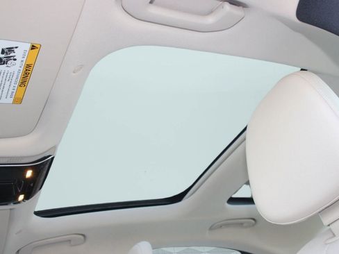 Used 2026 Mercedes-Benz E 350 Sedan image 16