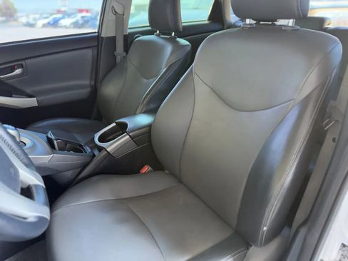 Used 2014 Toyota Prius Four w/ Protection Package image 12