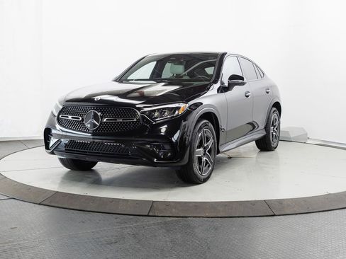Certified 2024 Mercedes-Benz GLC 300 4MATIC image 3