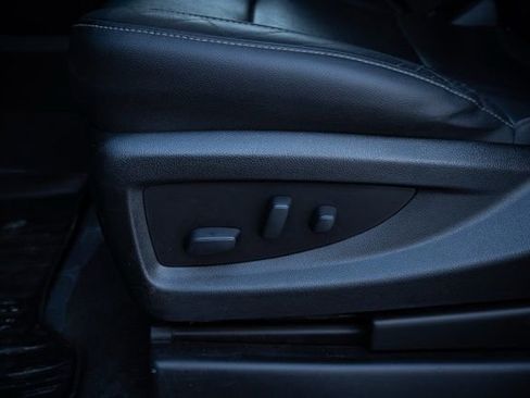 Used 2020 GMC Yukon XL SLT w/ Open Road Package image 20