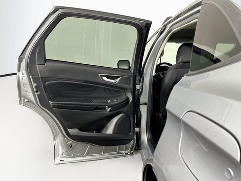 Used 2023 Ford Edge SE w/ Black Appearance Package AWD/4WD image 25