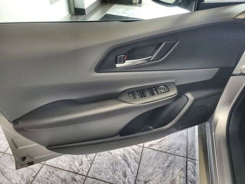 Used 2025 Toyota Prius XLE image 13