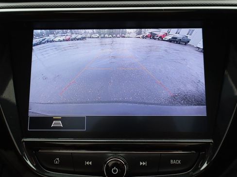 Used 2023 Chevrolet TrailBlazer RS w/ Sun and Liftgate Package image 10