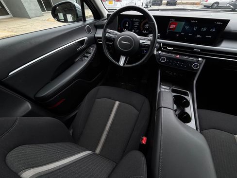 Used 2025 Hyundai Sonata SEL FWD image 39