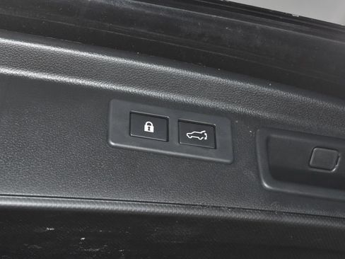 Used 2024 Subaru Forester Touring w/ Convenience Package AWD/4WD image 35