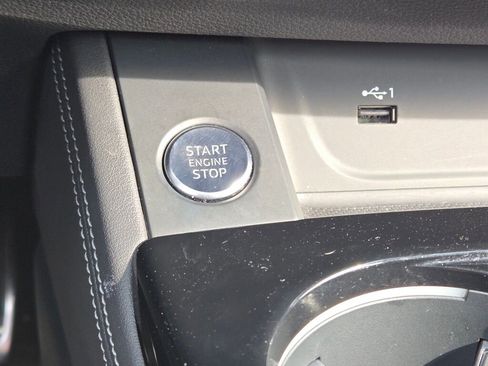 Used 2022 Audi A4 2.0T Premium Plus image 28