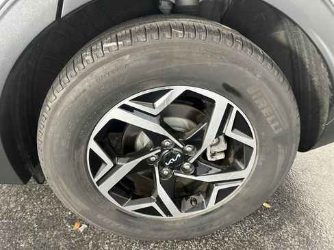 Used 2023 Kia Sportage LX image 14