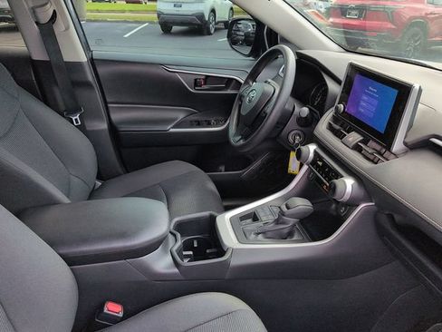 Certified 2024 Toyota RAV4 LE AWD/4WD image 10