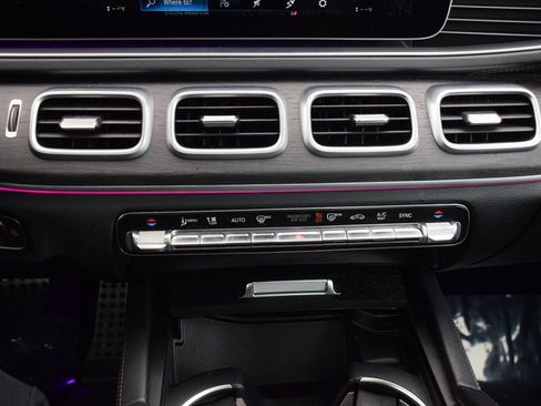 Certified 2022 Mercedes-Benz GLS 450 4MATIC image 28