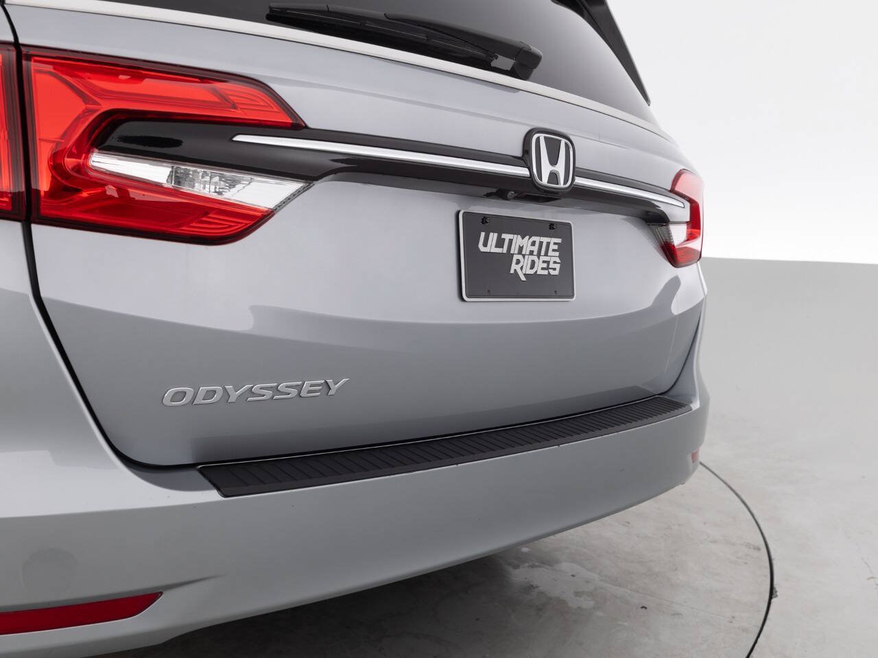 Used 2021 Honda Odyssey EX-L image 16