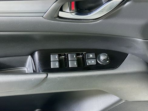 Used 2025 MAZDA CX-5 AWD 2.5 S w/ Preferred Package image 15