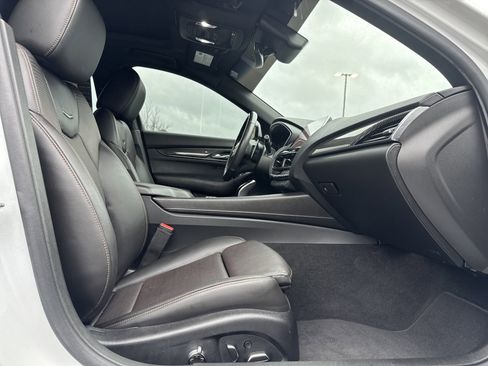 Used 2022 Cadillac CT5 Sport image 31