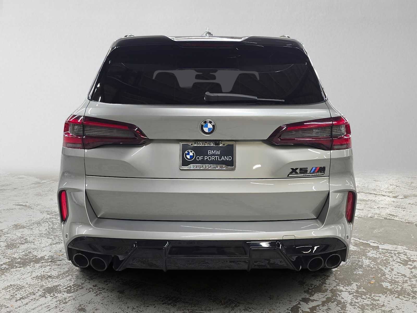 Used 2022 BMW X5 M w/ Competition Package 2 AWD/4WD image 4