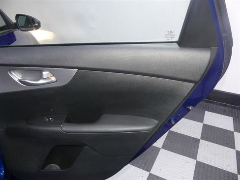 Used 2022 Kia Forte LXS image 24