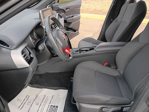 Used 2021 Toyota C-HR Nightshade image 12