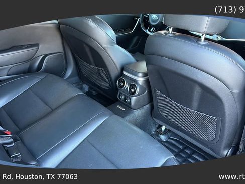 Used 2019 Kia Stinger GT image 30