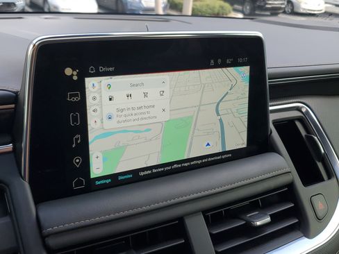 Used 2022 GMC Yukon XL AT4 image 28