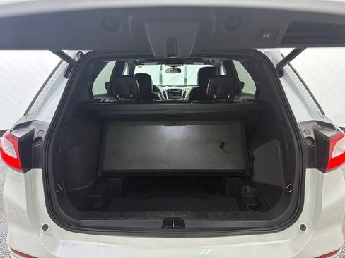 Used 2020 Chevrolet Equinox Premier FWD image 19