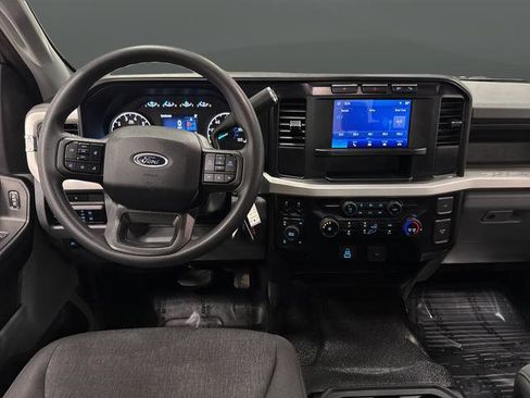 Used 2024 Ford F250 XL w/ 360-Degree Camera Package AWD/4WD image 5