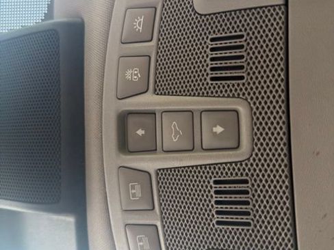Used 2018 Ford F150 Lariat w/ Equipment Group 502A Luxury AWD/4WD image 51