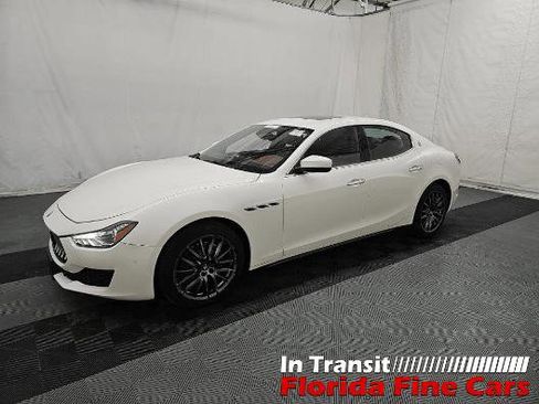 Used 2018 Maserati Ghibli S Q4 AWD/4WD image 2