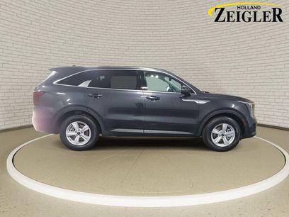New 2026 Kia Sorento LX