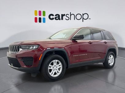 Used 2023 Jeep Grand Cherokee Laredo