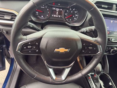 Used 2023 Chevrolet TrailBlazer ACTIV w/ Convenience Package AWD/4WD image 17