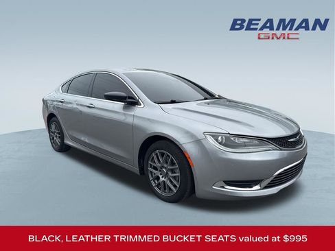 Used 2016 Chrysler 200 Limited FWD image 1
