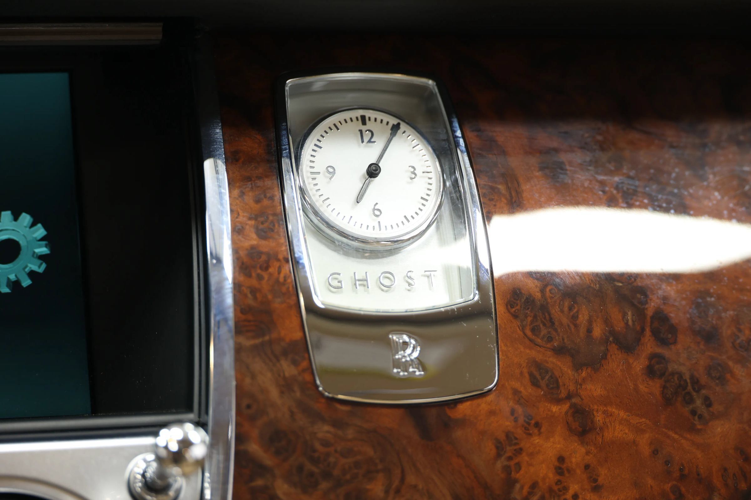 Used 2015 Rolls-Royce Ghost RWD image 42