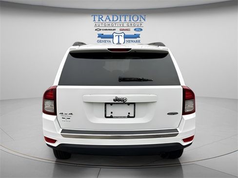 Used 2016 Jeep Compass 4WD image 4