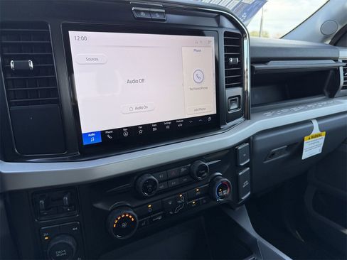 New 2026 Ford F250 XLT w/ XLT Premium Package image 36