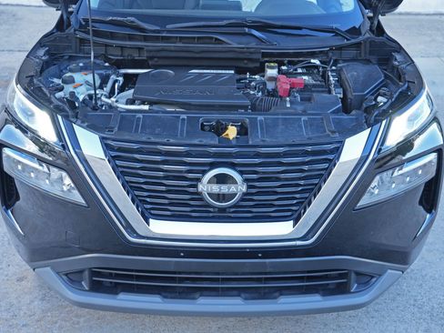 Used 2023 Nissan Rogue SV w/ SV Premium B Package FWD image 7