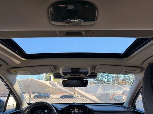 Used 2024 Subaru Crosstrek 2.5i Limited w/ Crosstrek Mirror Package image 37