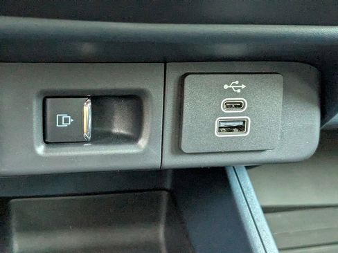 New 2025 Ford Maverick Lobo image 35