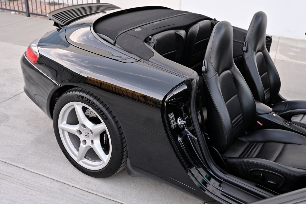 Used 2004 Porsche 911 Cabriolet image 40