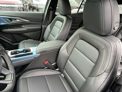 New 2026 Chevrolet Equinox EV LT image 15