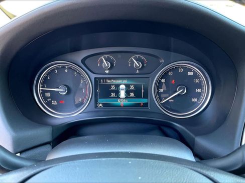 Used 2019 Buick Enclave Premium image 19