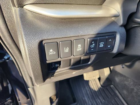 Used 2020 Mitsubishi Eclipse Cross SEL image 33