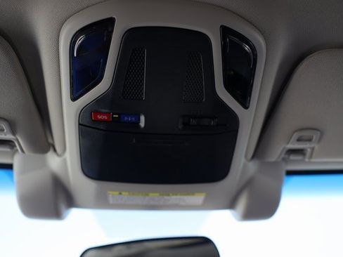 Used 2020 Subaru Outback Premium image 44