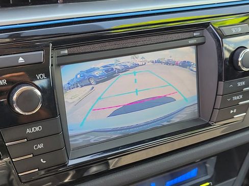 Used 2016 Toyota Corolla S image 23