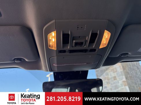 Used 2021 Toyota Highlander Limited image 21